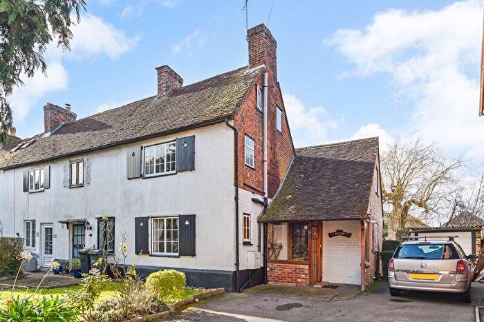 3 Bedroom Semi-Detached House For Sale In North Street, Emsworth, PO10