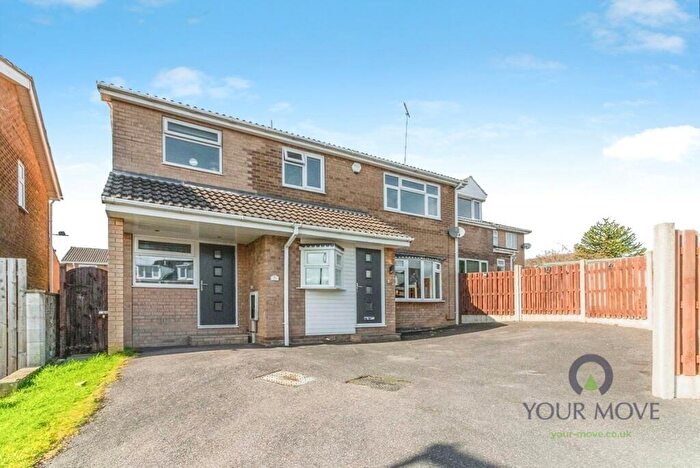 5 Bedroom Semi-Detached House To Rent In Cotswold Avenue, Chapeltown, Sheffield, S35