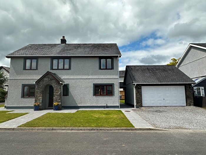 4 Bedroom Detached House For Sale In Maescelyn, Talley, Llandeilo, SA19