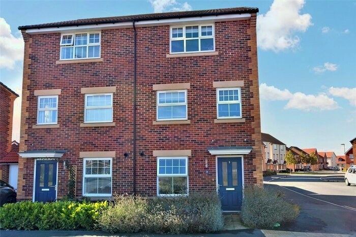 4 Bedroom Semi-Detached House To Rent In Greenwood Way, Harwell, Didcot, Oxfordshire, OX11