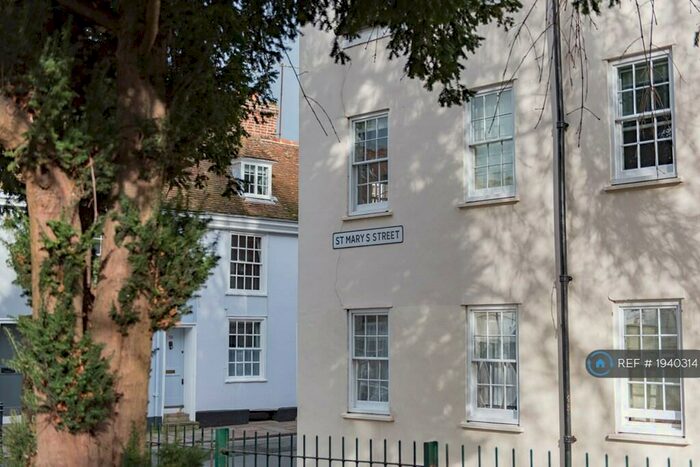 2 Bedroom Flat To Rent In The Linen House, Canterbury, CT1