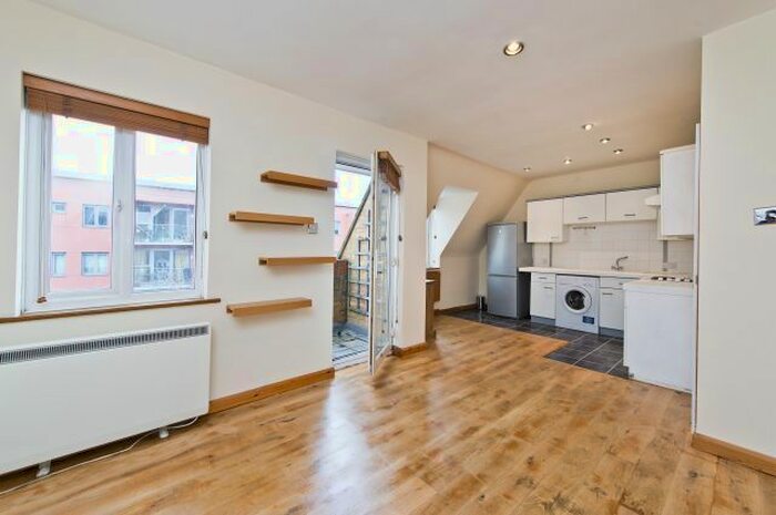 1 Bedroom Flat To Rent In Ascalon Street, London, SW8