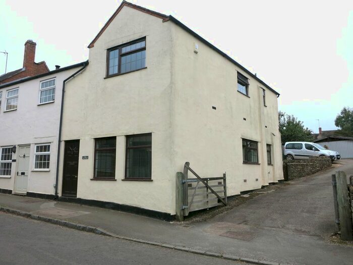 2 Bedroom End Of Terrace House To Rent In High Street, Hook Norton, Banbury, OX15