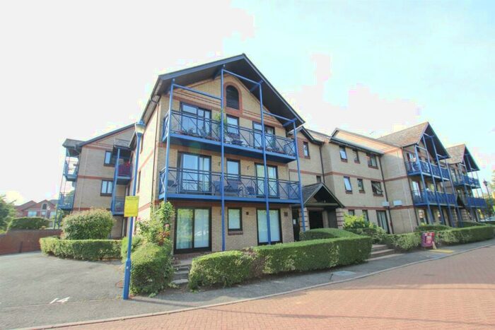 2 Bedroom Apartment To Rent In Claremont Heights, Colchester, CO1