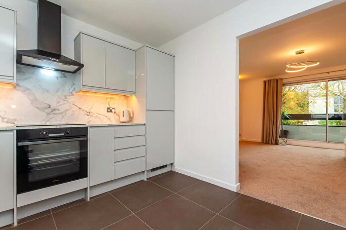 2 Bedroom Flat For Sale In Clairville, Lulworth Road, Birkdale, PR8