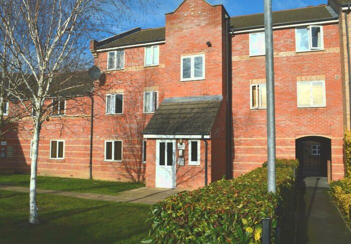 2 Bedroom Flat To Rent In Crompton Street, Chelmsford, CM1