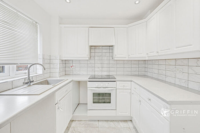 1 Bedroom Flat To Rent In Brimfield Road, Purfleet-On-Thames, RM19