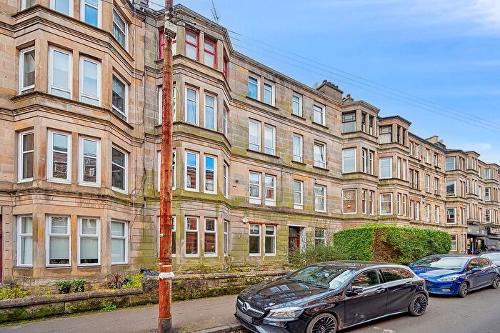 2 Bedroom Flat To Rent In Skirving Street, Shawlands, Glasgow, G41