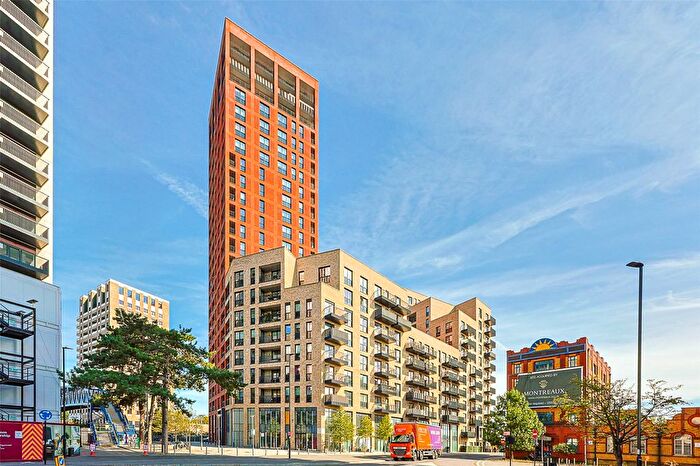1 Bedroom Flat For Sale In Healum Avenue, Southall, UB2
