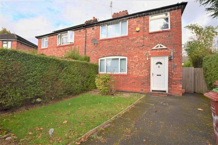 3 Bedroom Terraced House To Rent In Alford Avenue, Withington, Manchester, M20