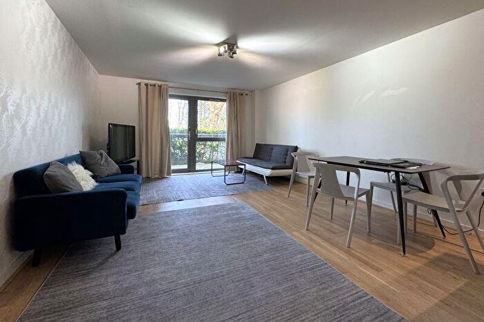 2 Bedroom Flat To Rent In Stebondale Street, Isle Of Dogs, E14
