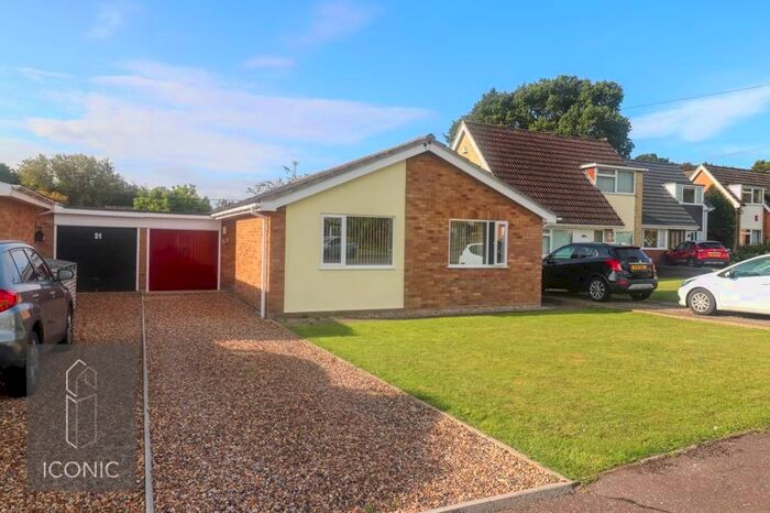 3 Bedroom Detached Bungalow To Rent In Laburnum Avenue, Taverham, Norwich, NR8