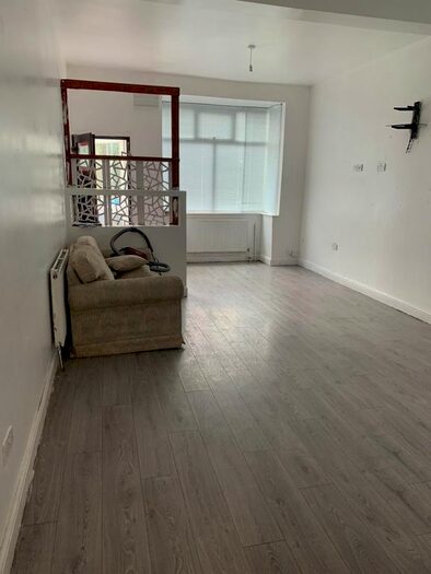 3 Bedroom Terraced House To Rent In Tame Road, Birmingham, B6