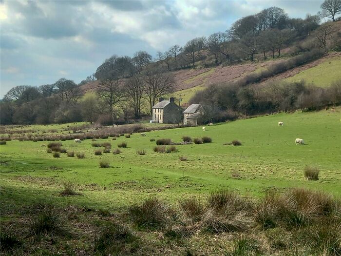 2 Bedroom Detached House For Sale In Llanllawddog, Carmarthen, Carmarthenshire, SA32