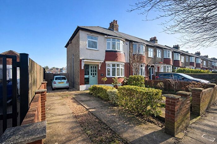 3 Bedroom End Terrace House For Sale In City Way, Rochester, ME1