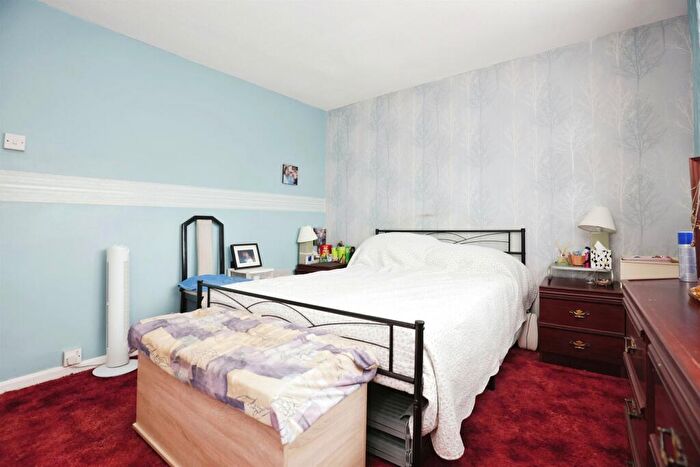 3 Bedroom Terraced House For Sale In Park End, Bodicote, Banbury, OX15
