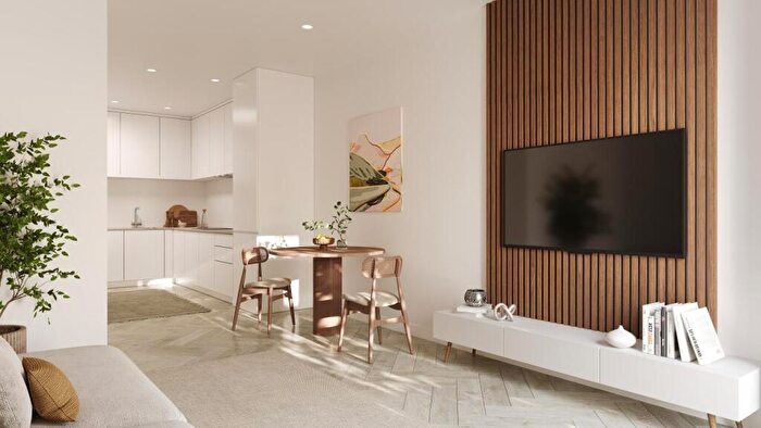 2 Bedroom Apartment For Sale In Crown Street, Bolton, Greater Manchester, BL1