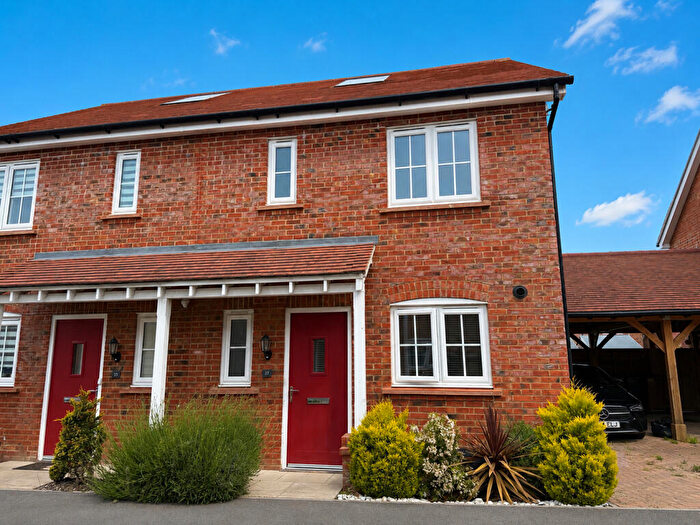 2 Bedroom Semi-Detached House For Sale In Hodgkin Way, Didcot, OX11