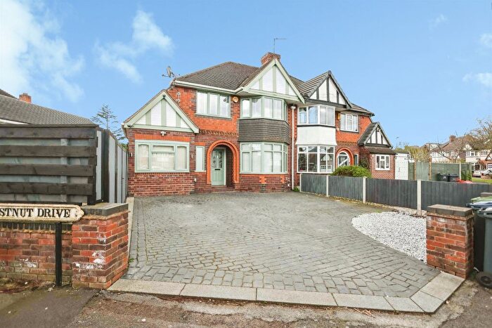 Semi Detached House For Sale In Chestnut Drive, Erdington, Birmingham, B24