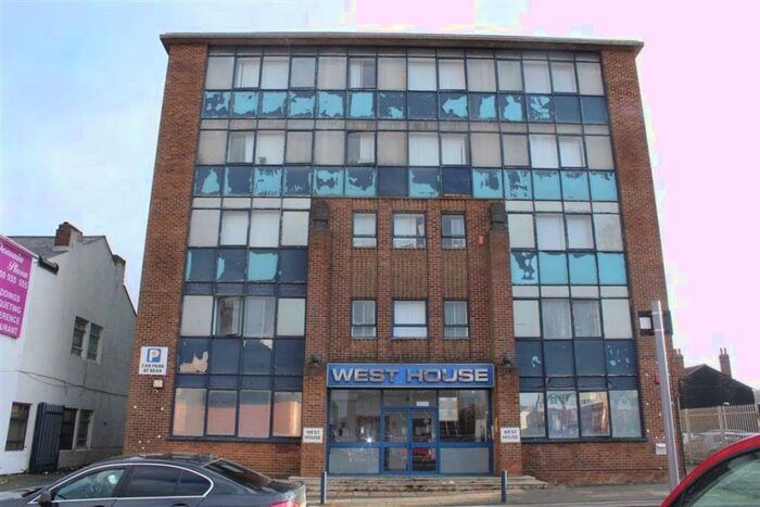 1 Bedroom Flat To Rent In Lombard Street West, West Bromwich, B70