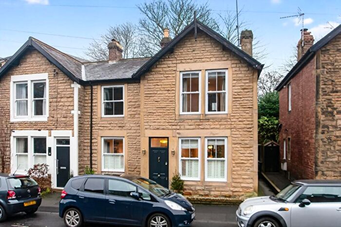 3 Bedroom Semi Detached House For Sale In Valley Mount, Harrogate, North Yorkshire, HG2