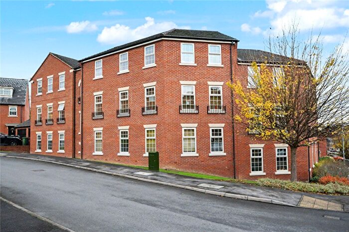 2 Bedroom Flat To Rent In Raynville Way, Leeds, West Yorkshire, LS12