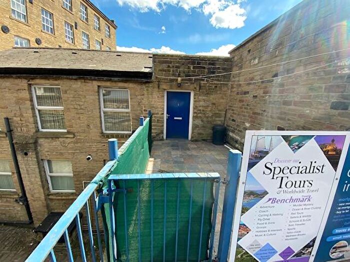 3 Bedroom Apartment To Rent In Wharf Street, Sowerby Bridge, West Yorkshire, HX6