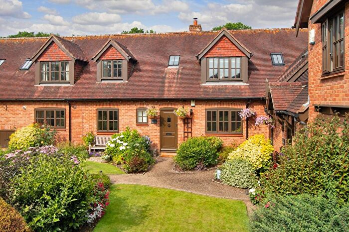 3 Bedroom Terraced House For Sale In Hildenbrook Farm, Hildenborough, Tonbridge, TN11