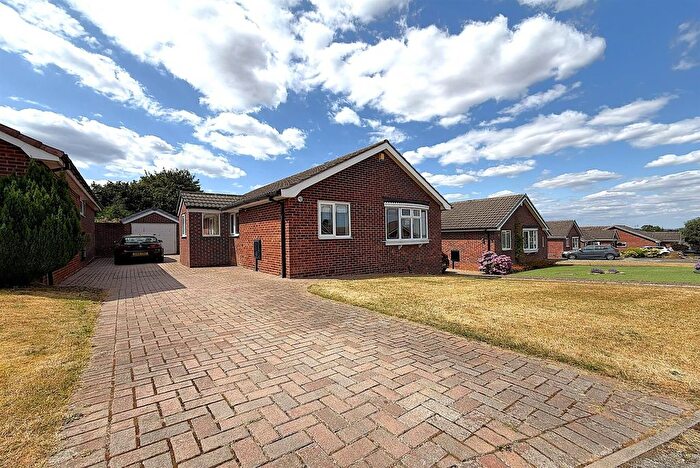 3 Bedroom Bungalow To Rent In Coral Drive, Aughton, Sheffield, S26