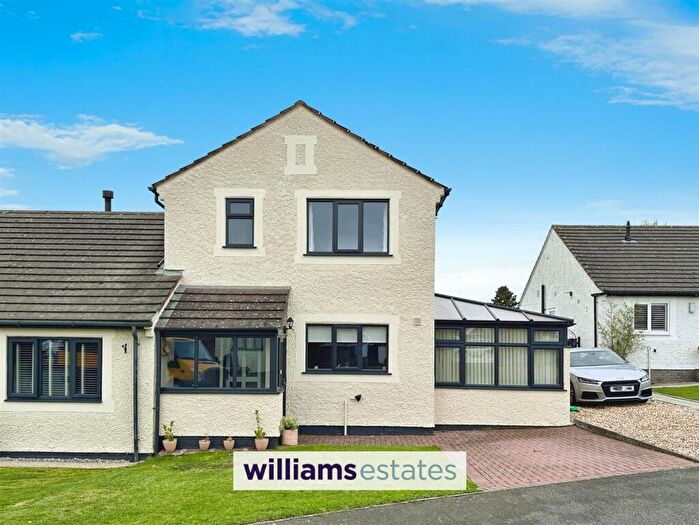 3 Bedroom Semi-Detached House For Sale In Maes Offa, Trelawnyd, LL18