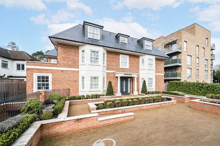 2 Bedroom Flat To Rent In Tenterden Grove, London, NW4