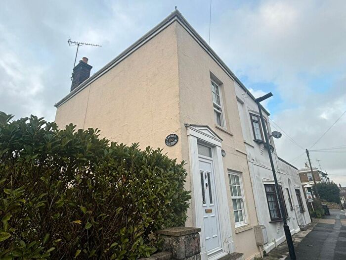 3 Bedroom House To Rent In Monkton Street, Ryde, PO33