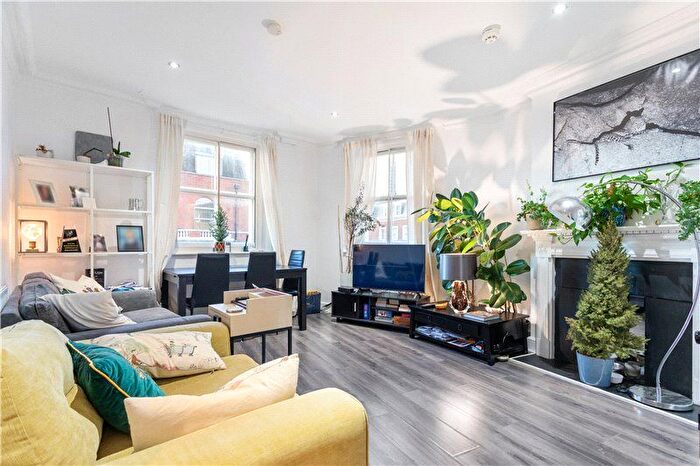2 Bedroom Flat To Rent In Gloucester Road, South Kensington, London, SW7