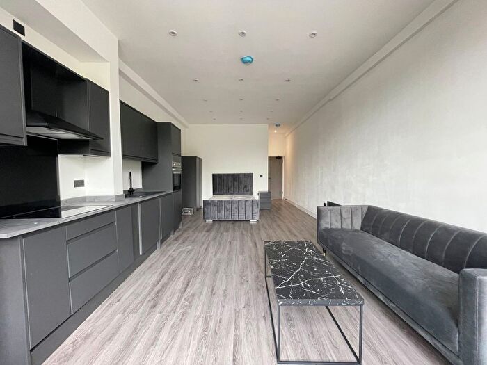 Studio To Rent In Kirkstall Road, Burley, Leeds, LS4