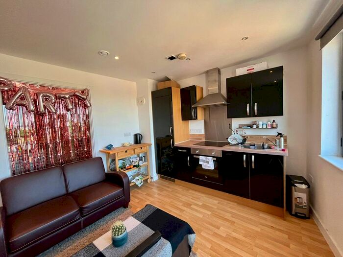 1 Bedroom Flat To Rent In Cross Green Lane, Leeds, LS9