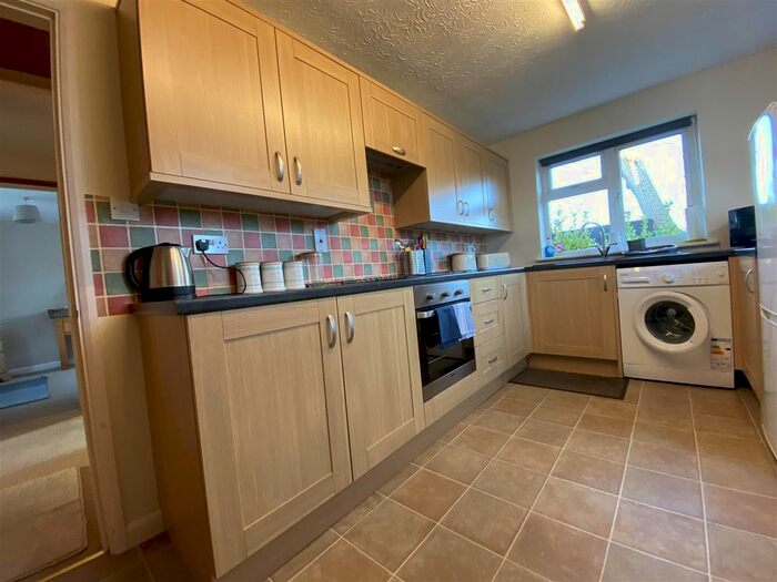 1 Bedroom Semi-Detached House To Rent In Back Road, Hintlesham, Ipswich IP8