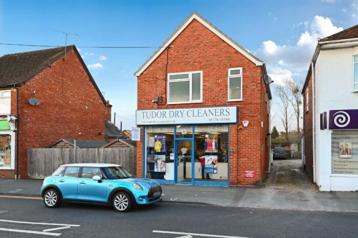 1 Bedroom Maisonette To Rent In Yorktown Road, Sandhurst, Berkshire, GU47