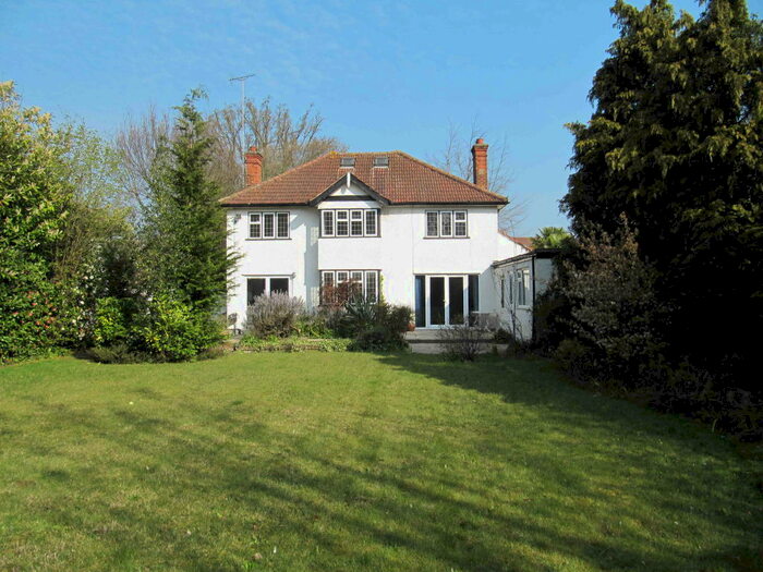 4 Bedroom Detached House To Rent In North Park, Richings Park, Iver, Buckinghamshire, SL0
