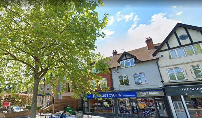 1 Bedroom Maisonette To Rent In Kingston Road, Teddington, TW11