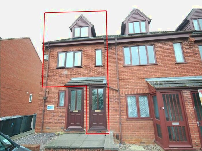 2 Bedroom Maisonette To Rent In Avalon Court, Rothwell, NN14