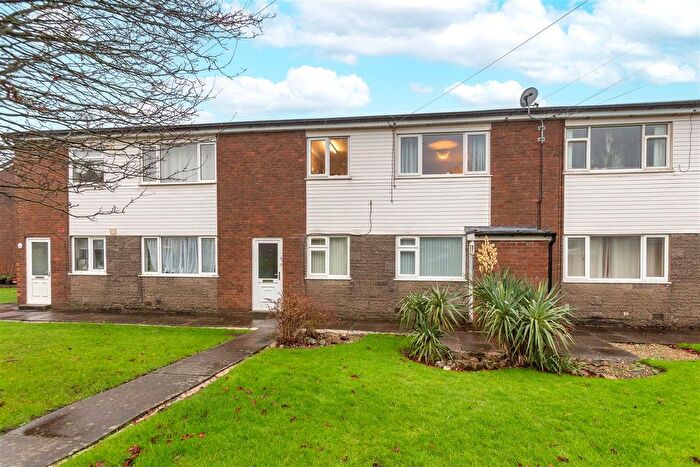 2 Bedroom Flat For Sale In Watery Lane, Lancaster, LA1
