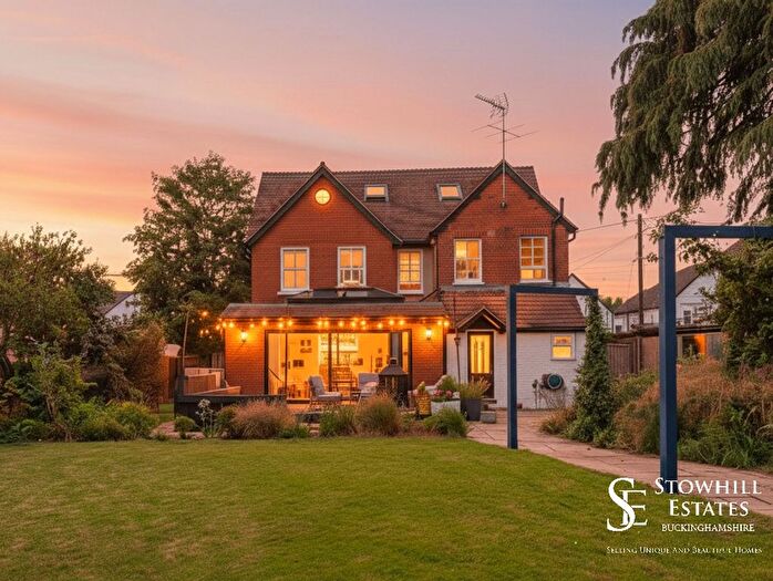 4 Bedroom Detached House For Sale In Newtown Road, Marlow, SL7