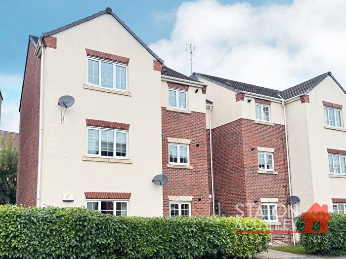 2 Bedroom Flat For Sale In Kings Walk, Mansfield, NG18