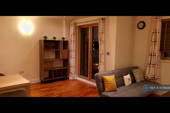 1 Bedroom Flat To Rent In Thorn Walk, Reading, RG1