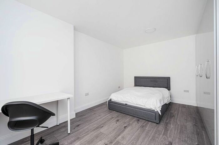 1 Bedroom Flat To Rent In Old Street, Old Street, London, EC1V