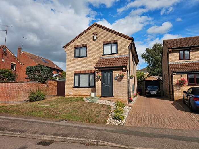 4 Bedroom Detached House For Sale In Kentstone Close, Kingsthorpe, NN2