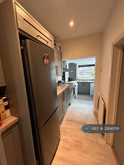 4 Bedroom End Of Terrace House To Rent In Worthing Street, Manchester, M14