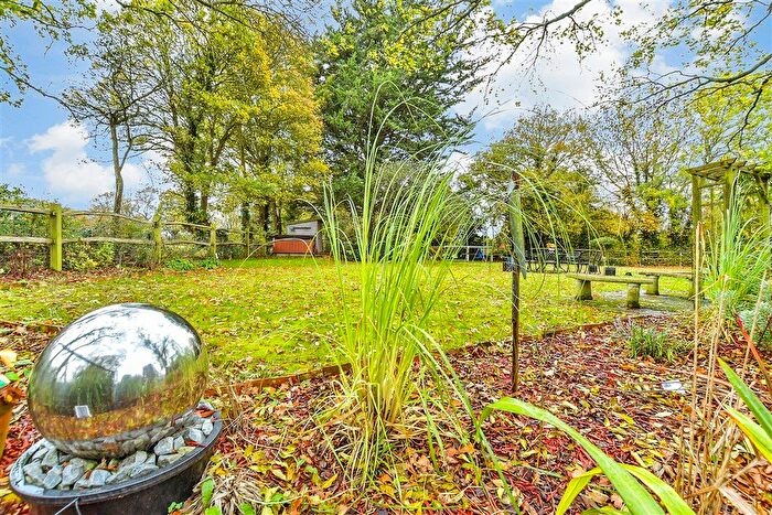 4 Bedroom Detached House For Sale In Ashford Road, Bethersden, Ashford, Kent, TN26