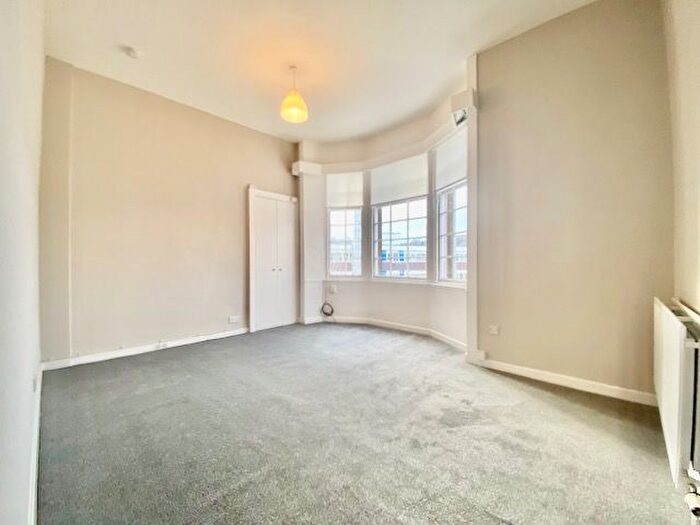 1 Bedroom Flat To Rent In Corbiehill Road, Davidsons Mains, Edinburgh, EH4