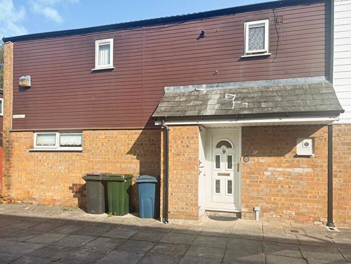 3 Bedroom End Of Terrace House For Sale In Ivybridge, Skelmersdale, Lancashire, WN8
